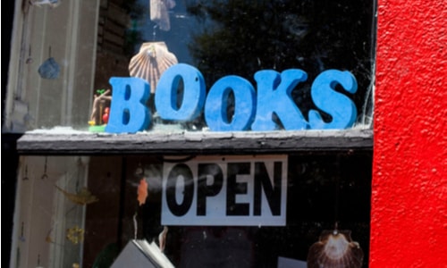 How To Discover The Best New Books For Your Kids (and you) shop local
